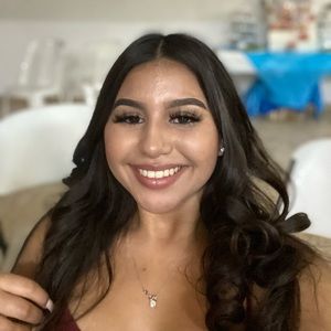 Meet your Posher, Anabelle